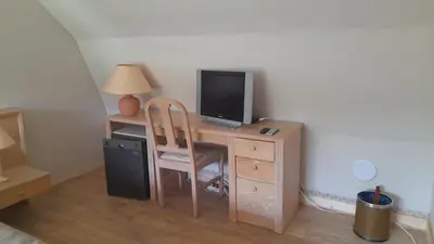 Télévision ou salle de divertissement dans l'établissement Chambre d'hôte dans le Cantal vallée de la Maronne