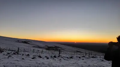Lever ou coucher de soleil vu de la maison de vacances ou à proximité