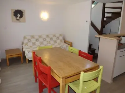 Cuisine ou kitchenette dans l'établissement Gîte 18 Confortable au Pied du Puy Mary 4-6 Pers