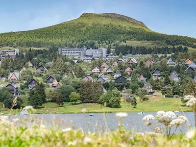 Plan de l'établissement Studio rénové au cœur de Super Besse, pour 4 personnes - FR-1-814-141