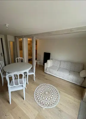 Coin salon dans l'établissement Appartement centre ville