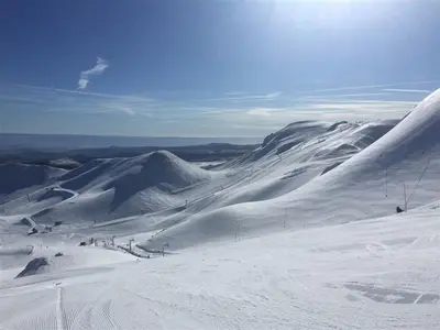 L'établissement Confortable F2 bis avec balcon, parking, jusqu'à 5 personnes - FR-1-415-173 en hiver
