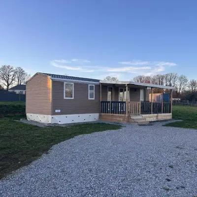 MOBIL-HOME VIOLETTE 6-8 Places