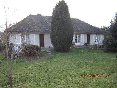 Jardin de l'établissement Chambres d'Hôtes à la Fontanille