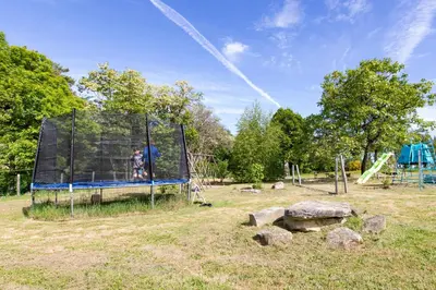 Plan de l'établissement Gîte Jean Montet, piscine chauffée partagée, Wifi, salle de jeux, animaux de la ferme