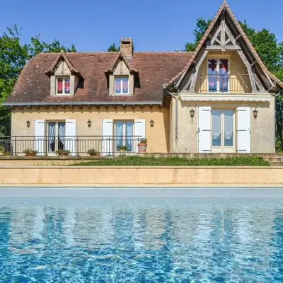 Lovely Home In Savignac-Ledrier