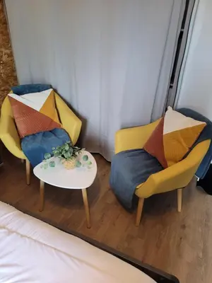 Coin salon dans l'établissement L'Edelweiss